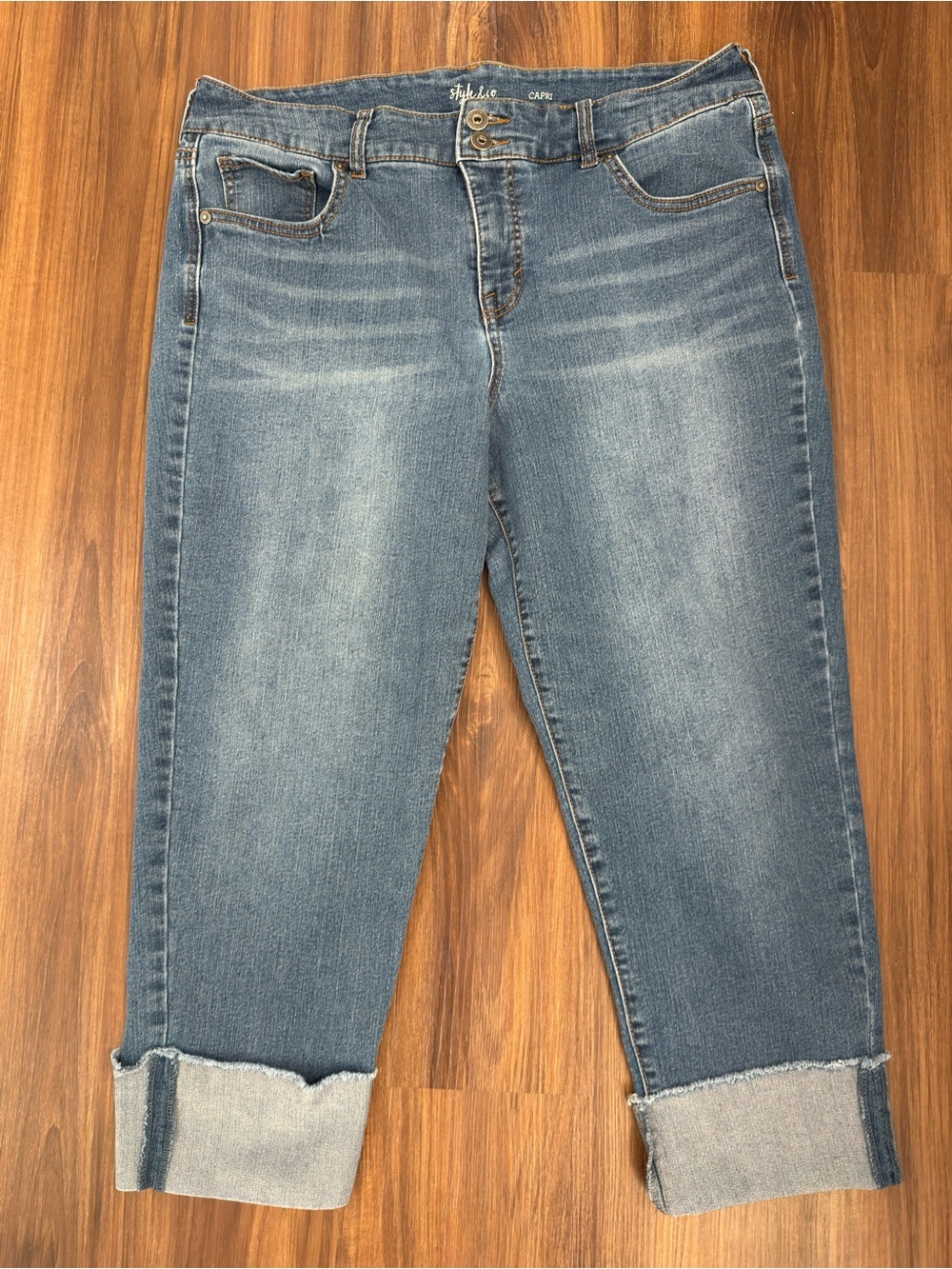 Style & Co. Faded Blue Cuffed Capri Jeans